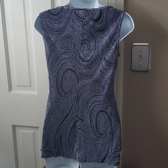 Connected black & gray split front top, size 4P - Picture 3 of 3